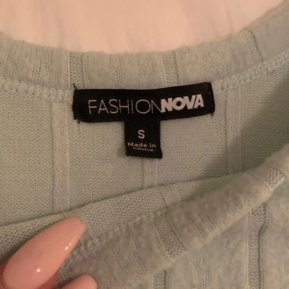 Cropped Ribbed Sweater - Picture 2 of 4